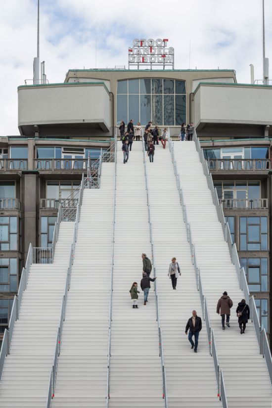 Gigantic Scaffold Staircase In Rotterdam Now Open For A Limited Time (6 pics)
