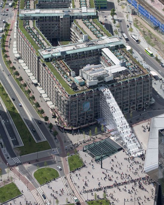 Gigantic Scaffold Staircase In Rotterdam Now Open For A Limited Time (6 pics)