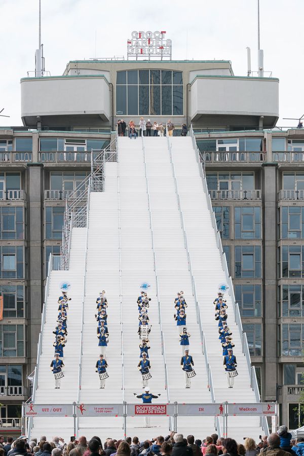Gigantic Scaffold Staircase In Rotterdam Now Open For A Limited Time (6 pics)
