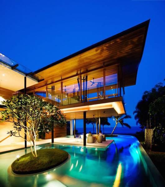 Stunning Home Interiors And Exteriors That You'll Wish You Could Own (57 pics)