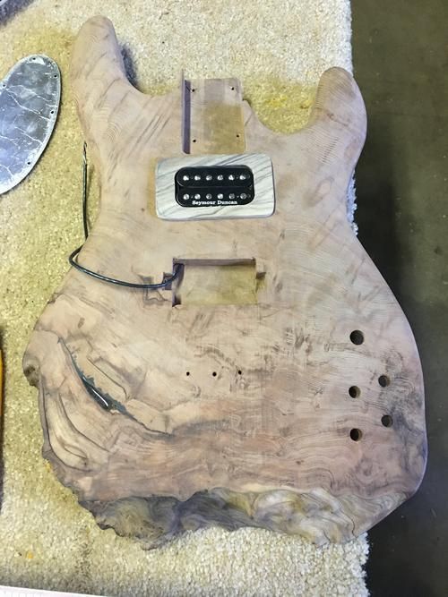 How To Build A Guitar Using A Piece Of Mahogany (16 pics)