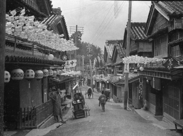 Rare Photos From The Last Days Of Feudal japan (14 pics)