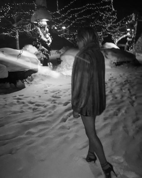 Chloe Grace Moretz Is Absolutely Gorgeous (31 pics)