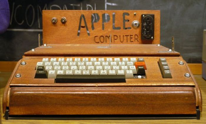 Groundbreaking Firsts From Throughout History (13 pics) Groundbreaking Firsts From Throughout History (13 pics)