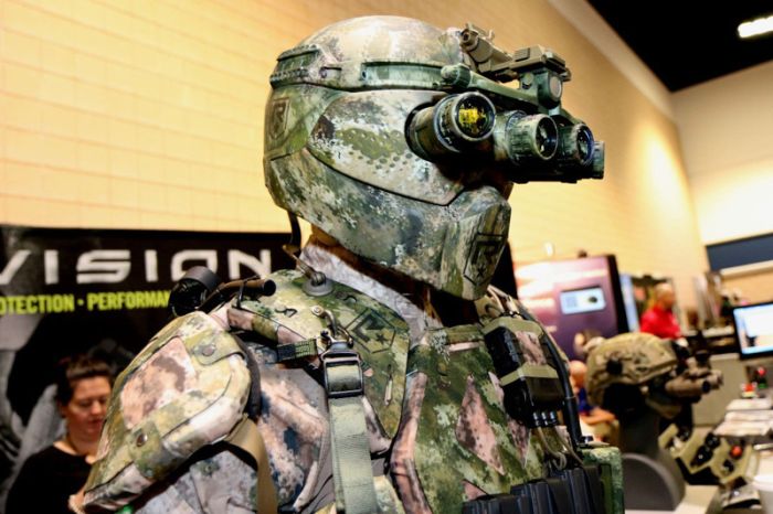 Modern Military Technology That Makes Soldiers Look Like Aliens (20 pics)