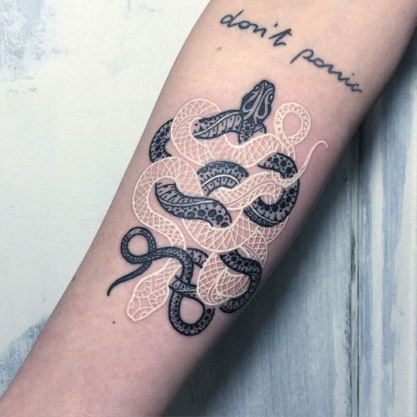Mirko Sata Creates The Coolest Black And White Snake Tattoos (9 pics)