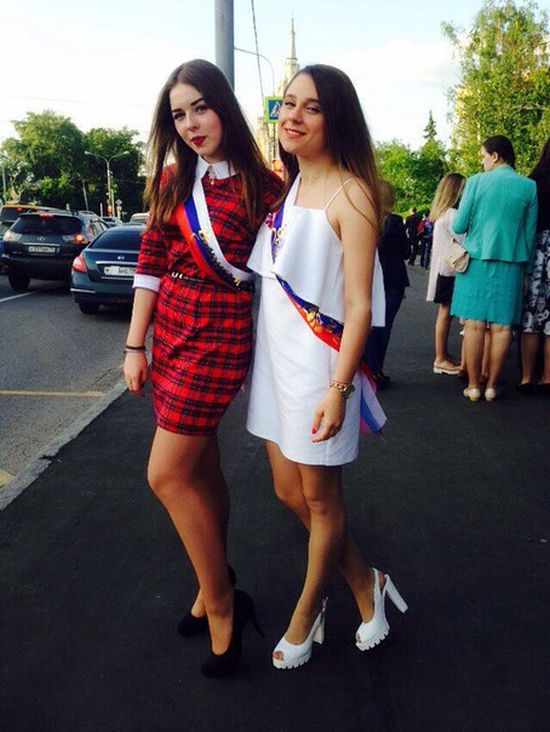 Beautiful Russian Girls Celebrate Graduation Day Part 2 26 Pics