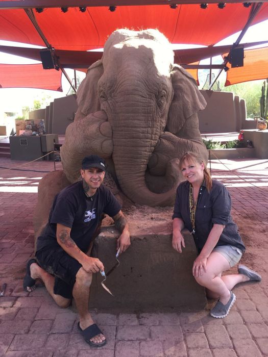 This Incredibly Detailed Elephant Sculpture Will Blow You Away (9 pics)