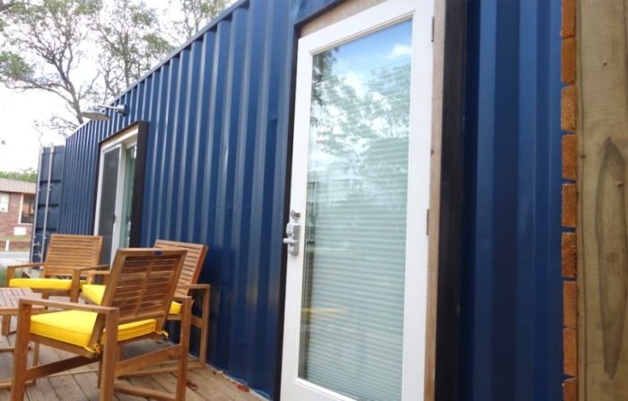 Shipping Container Houses Make For Perfect Vacation Homes (10 pics)