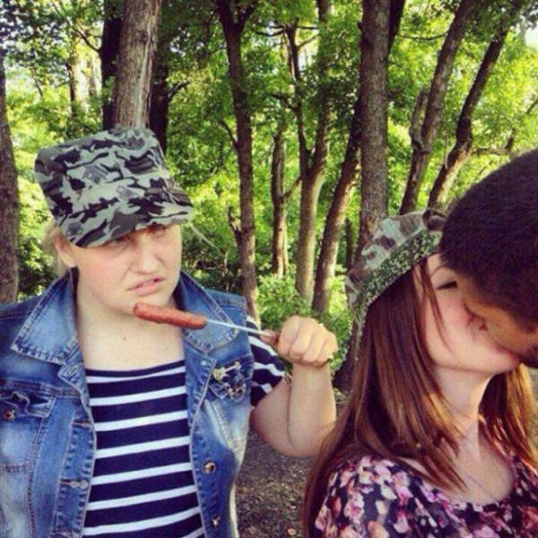 The World Is Cold When You're Forever Alone (42 pics)