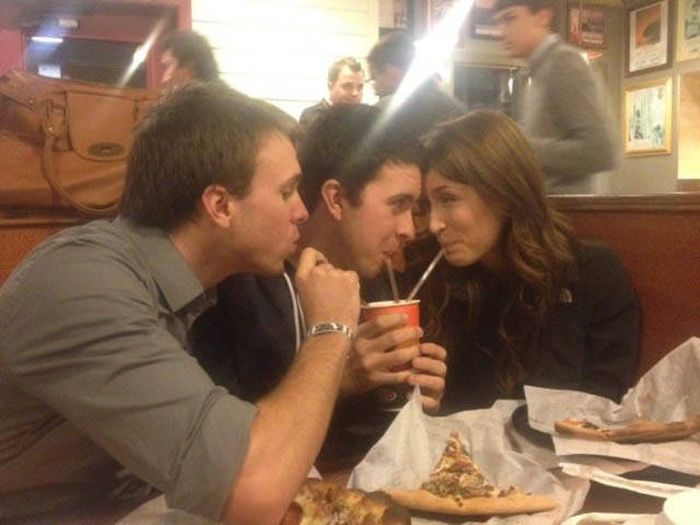 The World Is Cold When You're Forever Alone (42 pics)