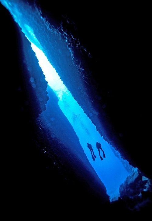 Breathtaking Underwater Caves From Turkey To Japan (13 pics)