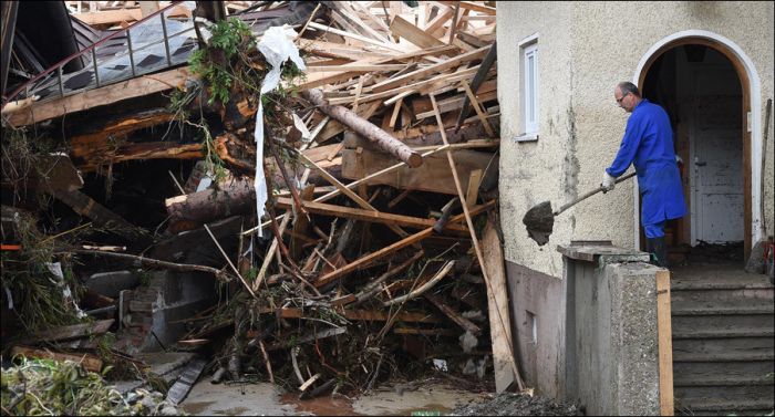 Small Towns In France And Germany Rocked By Heavy Rains (19 pics)