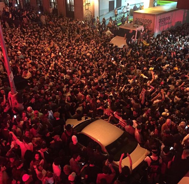 Kanye West Causes Chaos In The Streets Of New York City (11 pics)