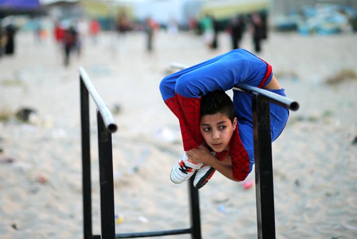 See Why People Are Calling This 12 Year Old Kid Spider-Man (10 pics)