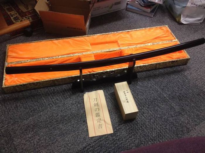 Awesome But Unexpected Surprise Discovered In A Mysterious Dumpster Box (13 pics)