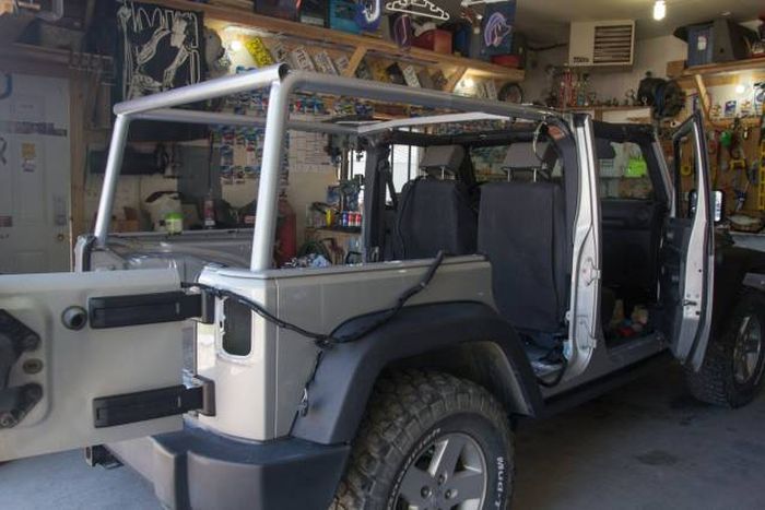Guy Converts His Jeep Into A House On Wheels (30 pics)