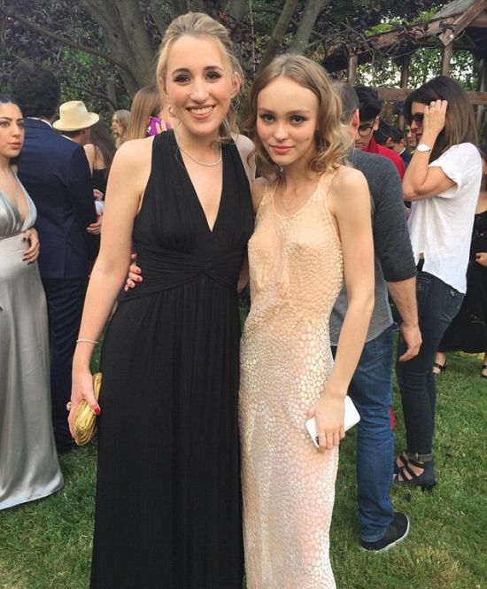 Johnny Depp's Daughter Lily-Rose Attends Prom With Kevin Smith's Daughter (3 pics)