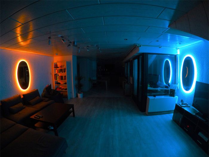 Portal Mirrors Instantly Make Any Room Way Cooler (5 pics + video)