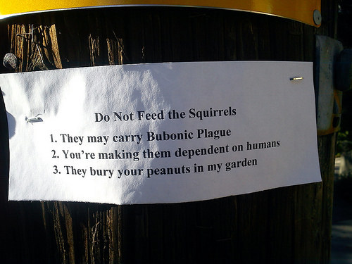 Angry Neighbors Write The Most Hilarious Notes (33 pics)