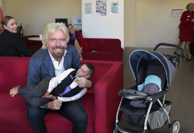 Richard Branson Asks For Photoshop Help After He Caught His Employee Sleeping (24 pics)