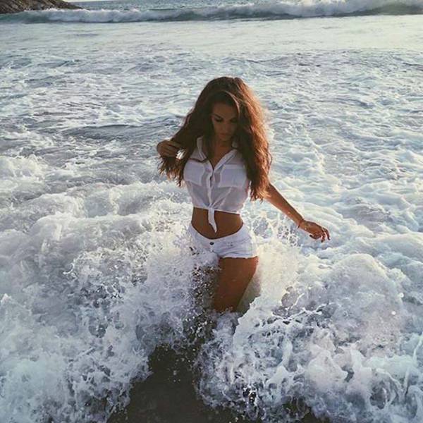 Summer Is The Season For Beautiful Girls In Wet Bikinis (33 pics + 4 gifs)