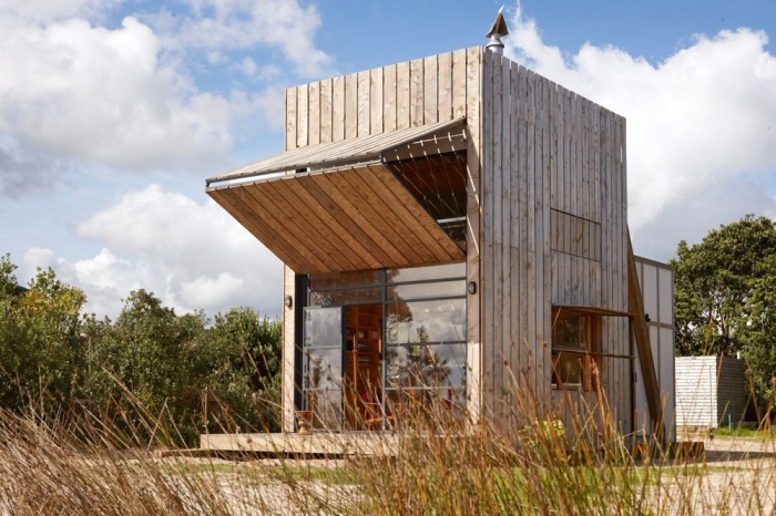 This One Of A Kind Beach House In New Zealand Is The Perfect Getaway (18 pics)