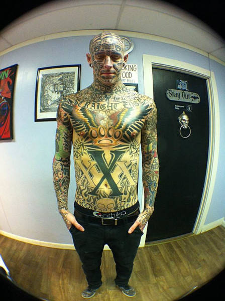 People Who Made Extreme Modifications To Their Own Bodies (46 pics)