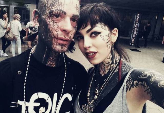 People Who Made Extreme Modifications To Their Own Bodies (46 pics)