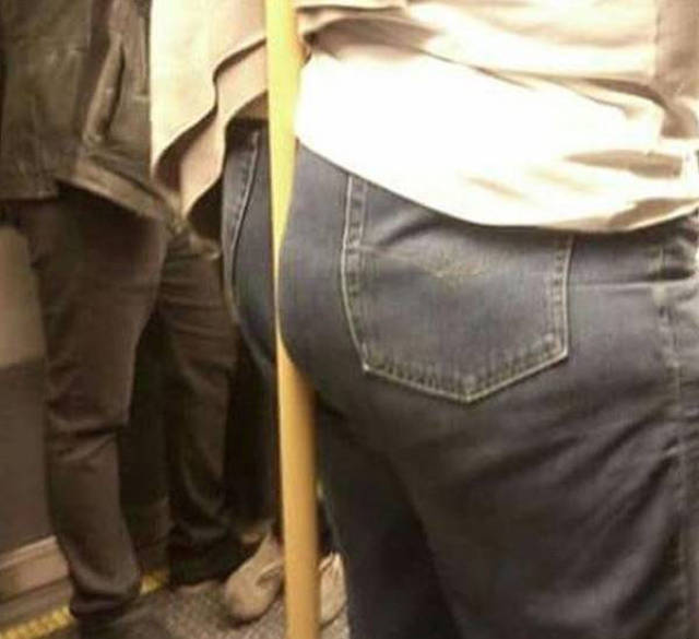 Awkward Life Moments That Just Can't Be Explained (43 pics)