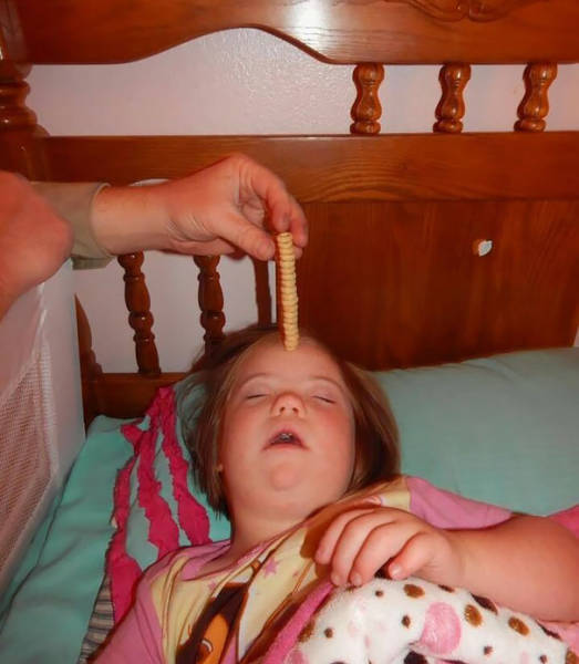 Fathers Enter Their Babies Into The Cheerios Stacking Challenge (22 pics)