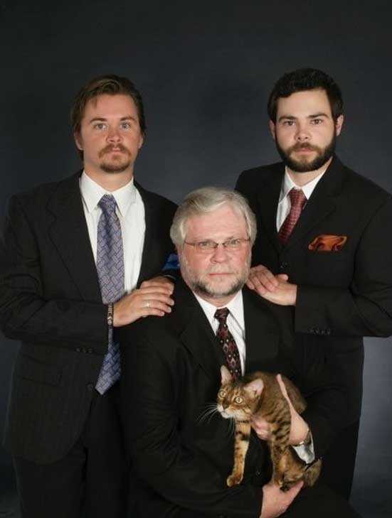 Hilariously Awkward Dad Photos In Honor Of Father's Day (24 pics)