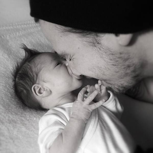 Happy Photos Of Fathers Spending Time With Their Kids (130 pics)