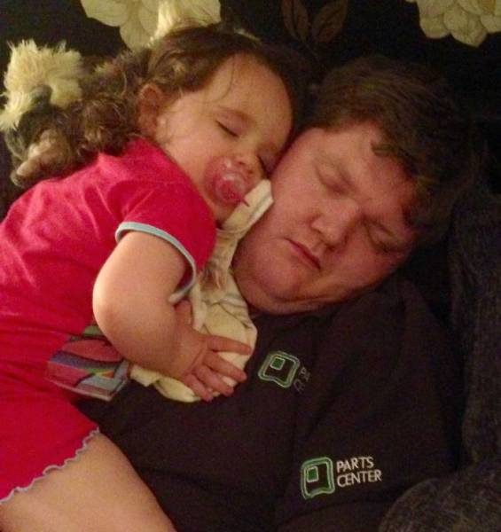Happy Photos Of Fathers Spending Time With Their Kids (130 pics)