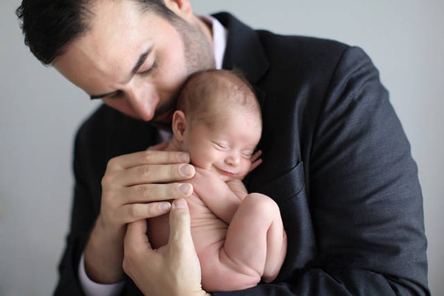 Happy Photos Of Fathers Spending Time With Their Kids (130 pics)