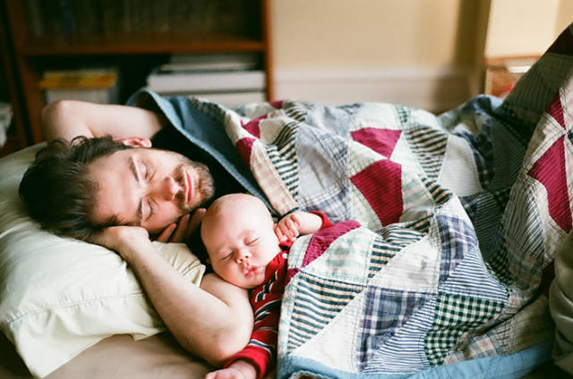 Happy Photos Of Fathers Spending Time With Their Kids (130 pics)