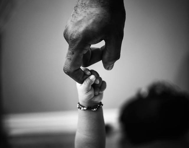 Happy Photos Of Fathers Spending Time With Their Kids (130 pics)
