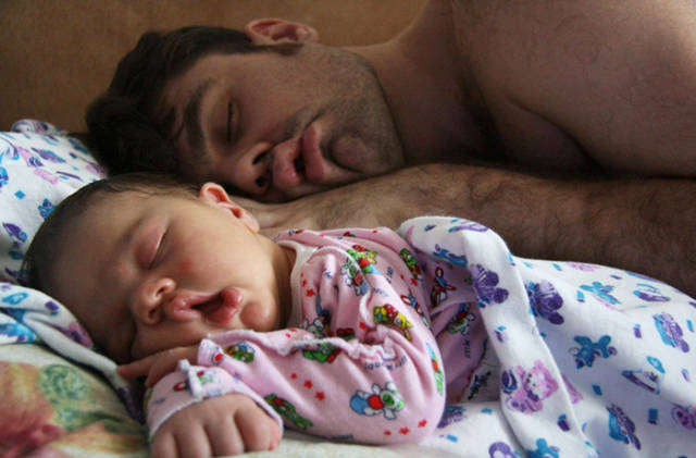 Happy Photos Of Fathers Spending Time With Their Kids (130 pics)