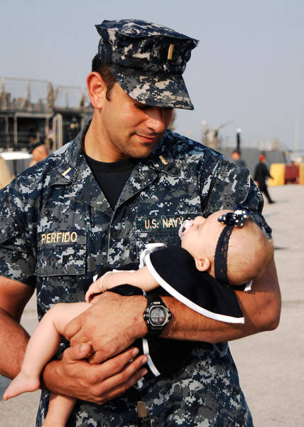 Happy Photos Of Fathers Spending Time With Their Kids (130 pics)