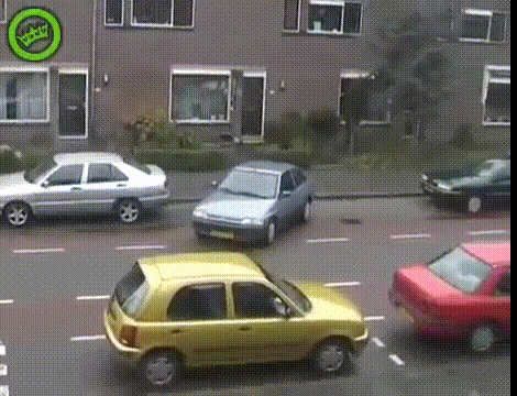 Epic Driving Fails That Will Make You Want To Stay Off The Road (12 gifs)
