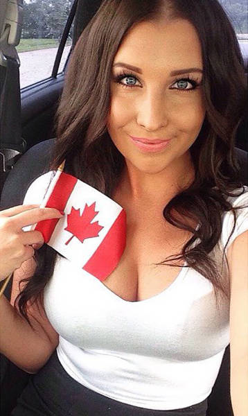 Amber Balcaen Is The Sexiest NASCAR Driver On The Track (28 pics)