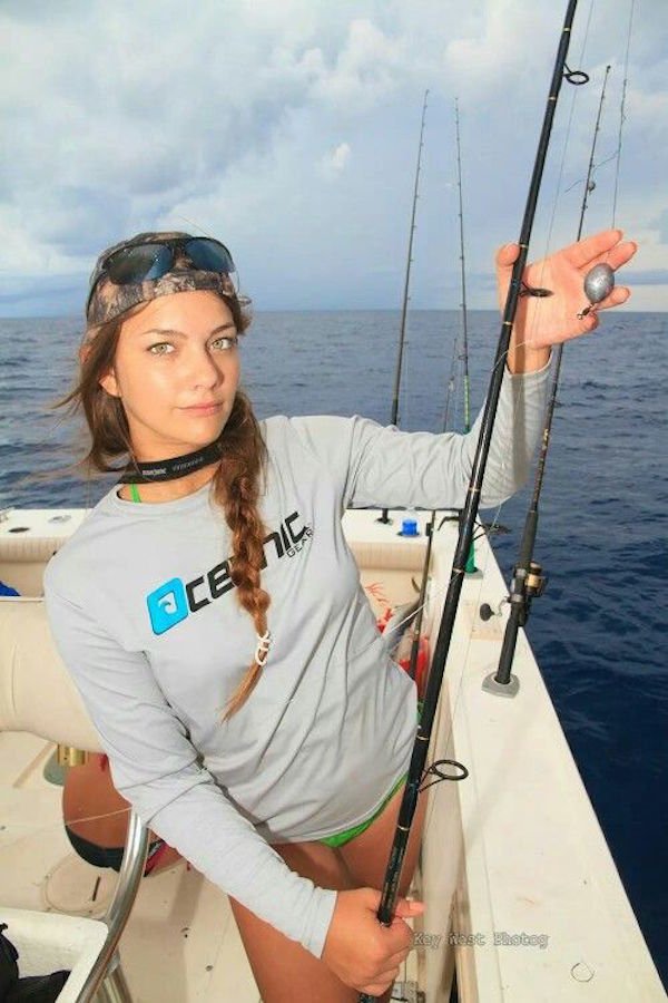 Good Looking Girls Who Like To Fish Are A Real Catch (41 pics)