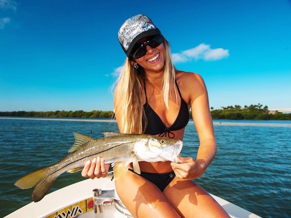 Good Looking Girls Who Like To Fish Are A Real Catch (41 pics)
