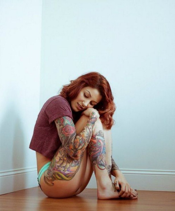 Sexy Girls With Tattoos Are A Work Of Art (30 pics)