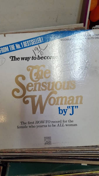 Thrift Shops Are Like A Time Capsule Filled With The Strangest Items (45 pics)