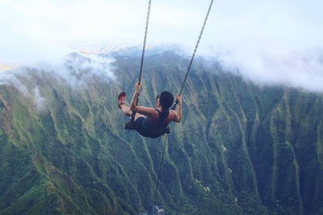 Only The Bravest Of The Brave Will Swing On This Swing (8 pics)