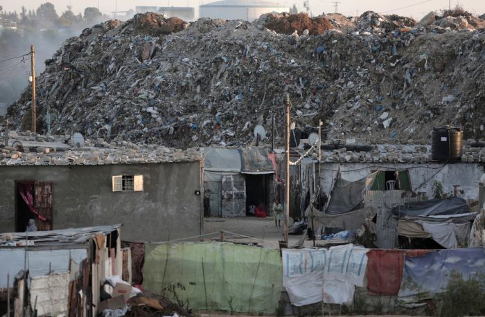 An On The Ground Look At The Slums Of Gaza (14 pics)