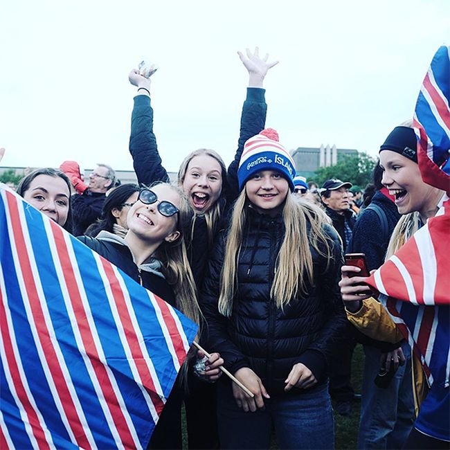 Iceland Goes Crazy After Their Team Defeats England At Euro 2016 (23 pics)