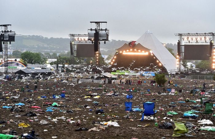 Glastonbury Concertgoers Reluctantly Head Back To The Real World (29 pics)