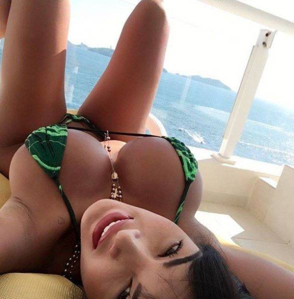 If Beautiful Busty Women Didn't Exist The World Would Be A Terrible Place (52 pics)